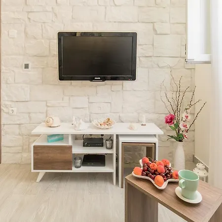Apartment Nono Near The Beach With Parking * ספליט